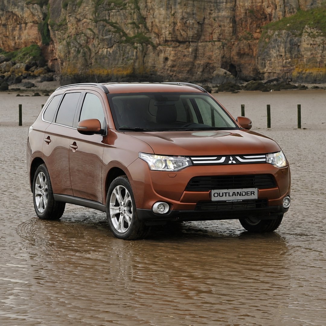 Mitsubishi Outlander PHEV 25 rokov -  3. generácia